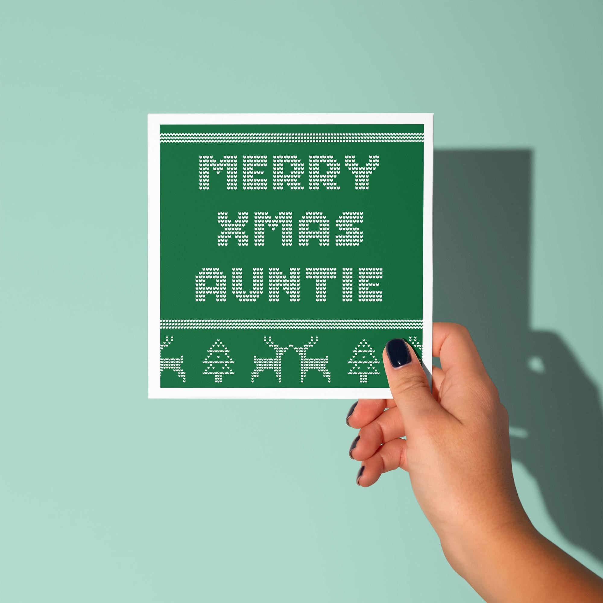 Merry Christmas Auntie - Christmas Card for Auntie